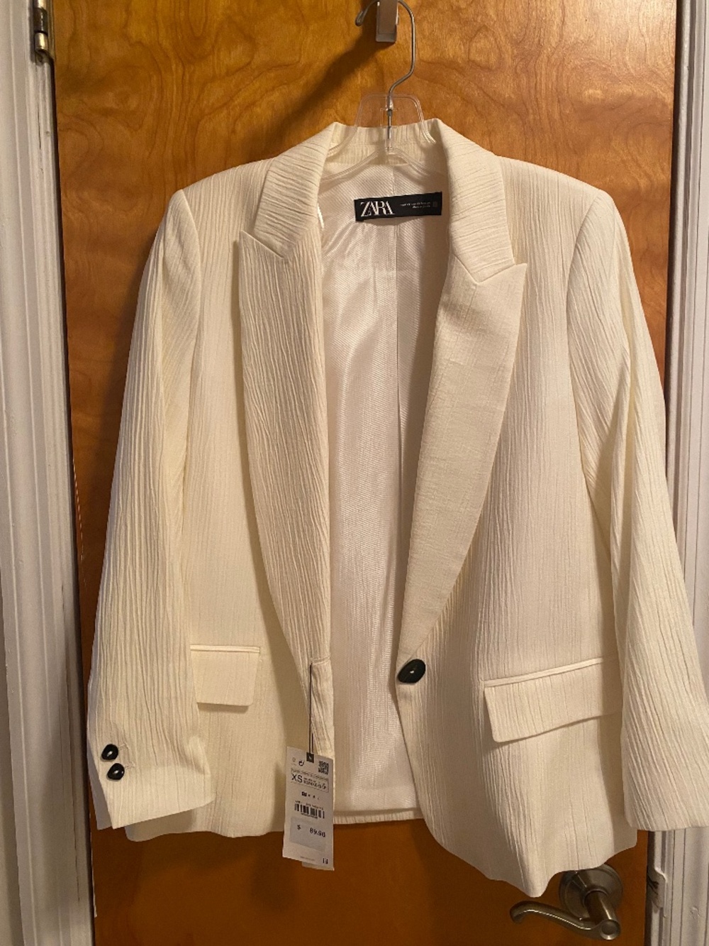 White/ivory blazer